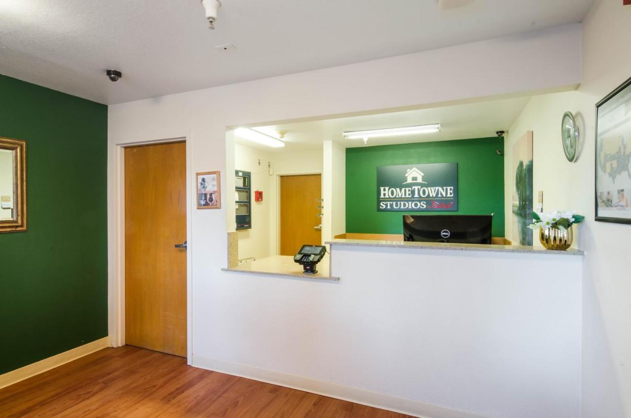 Hometowne Studios By Red Roof Denver - Thornton Eksteriør billede
